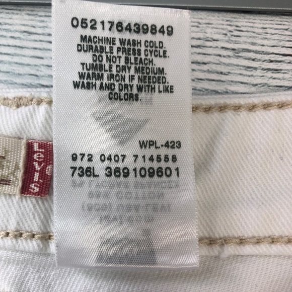 Levi’s 545 White 4” Shorts 12M - Picture 5 of 11